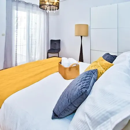 Tino With Two Sunny Terace *