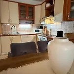 Tino With Two Sunny Terace Appartement