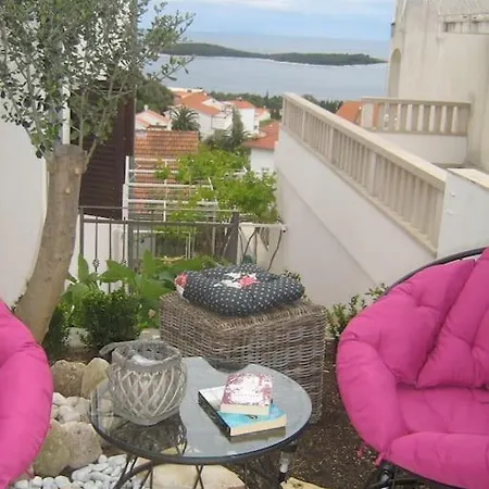 Apartment Tino With Two Sunny Terace Hvar Town