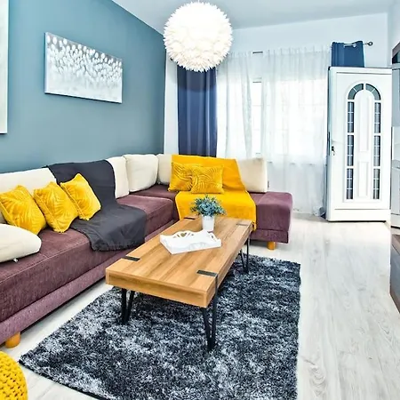 Tino With Two Sunny Terace Apartment *