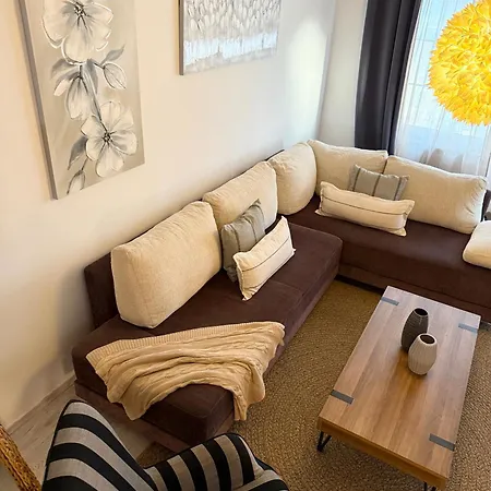 Tino With Two Sunny Terace Hvar Town