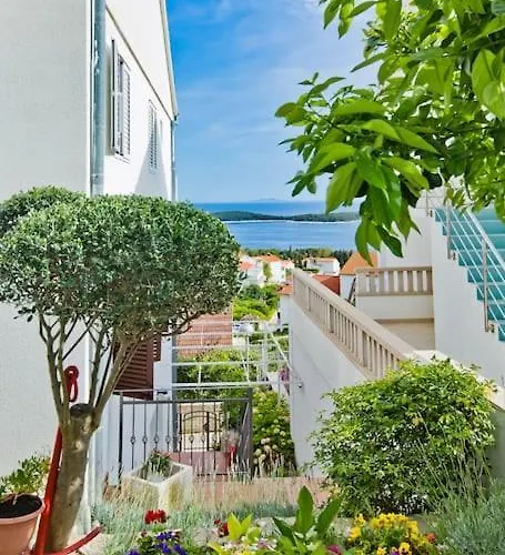 Apartman Tino With Two Sunny Terace Hvar Town