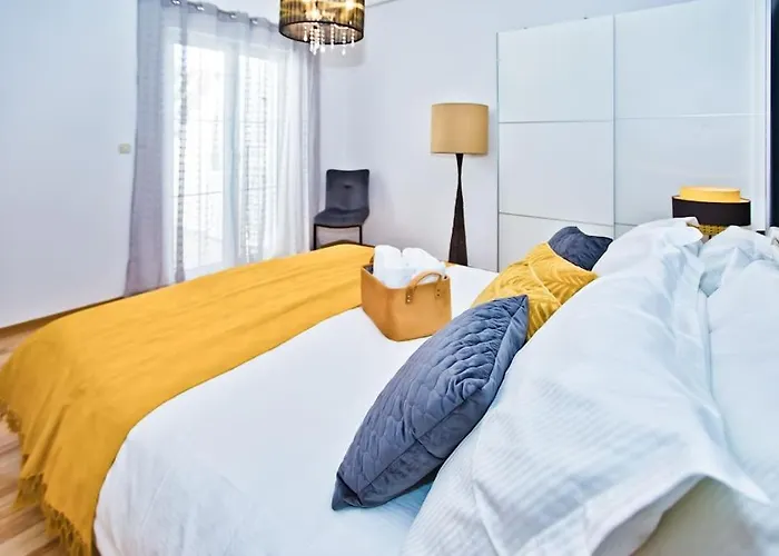 Tino With Two Sunny Terace *