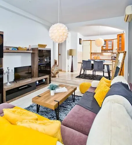 Apartman Tino With Two Sunny Terace *