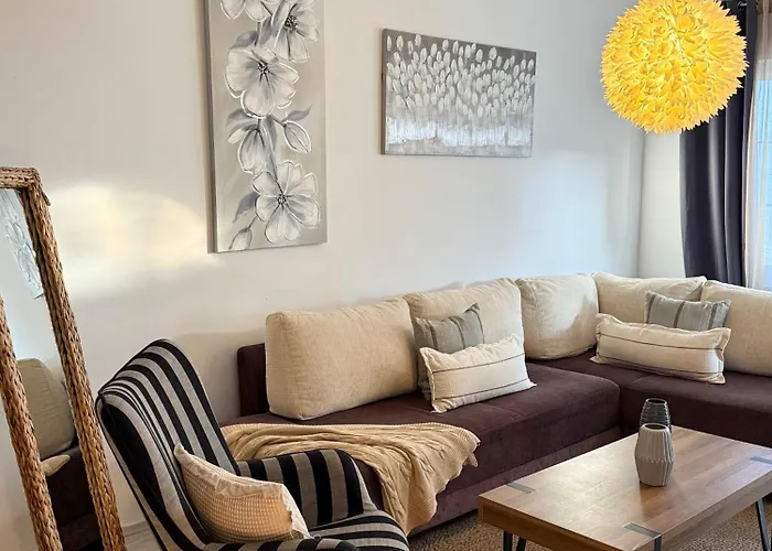 Tino With Two Sunny Terace Hvar Town