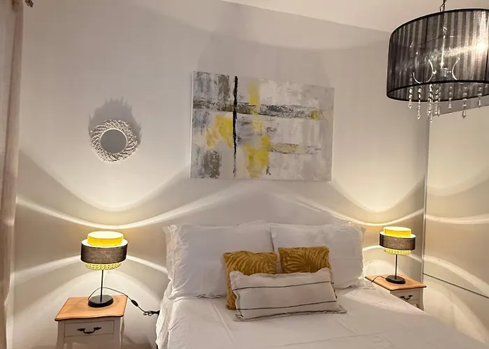 Tino With Two Sunny Terace Apartament Hvar Town