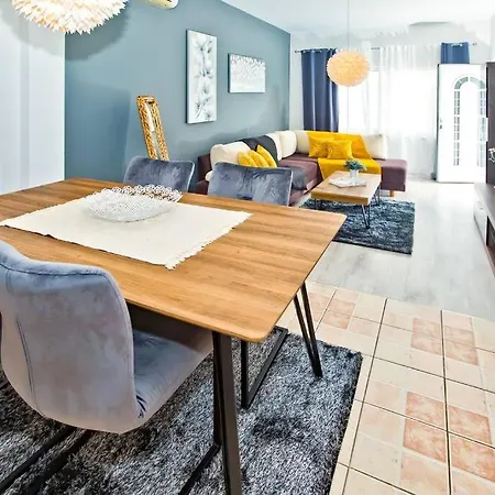 Apartament Tino With Two Sunny Terace